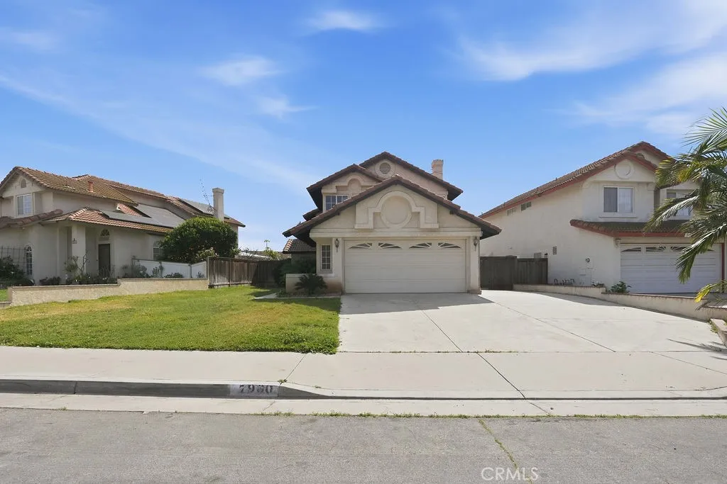 7960 Carlyle Drive, Jurupa Valley, California 92509 home-pic-1