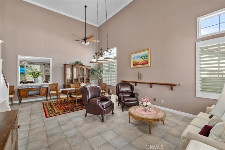Formal living/dining