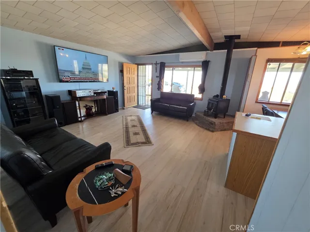 5566 Oleta, Landers, California 92285