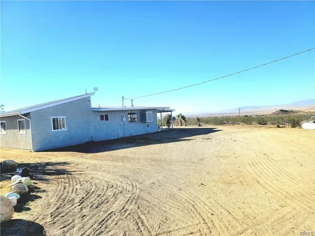 5566 Oleta, Landers, California 92285