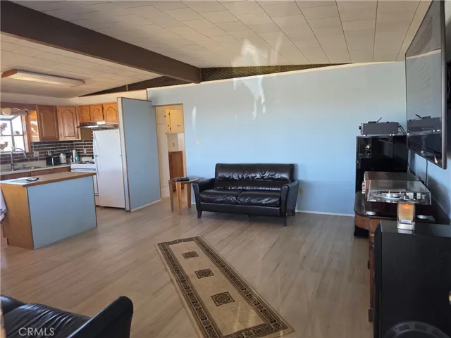 5566 Oleta, Landers, California 92285