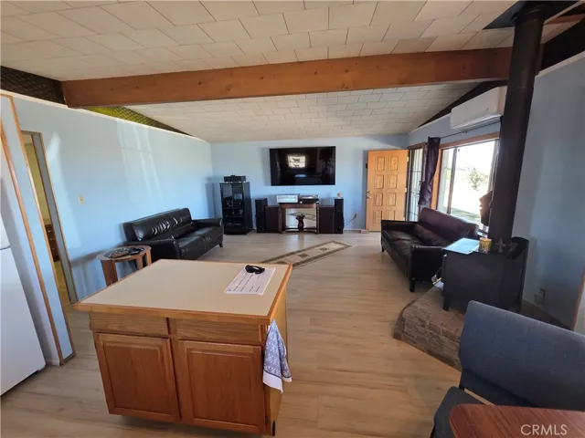 5566 Oleta, Landers, California 92285