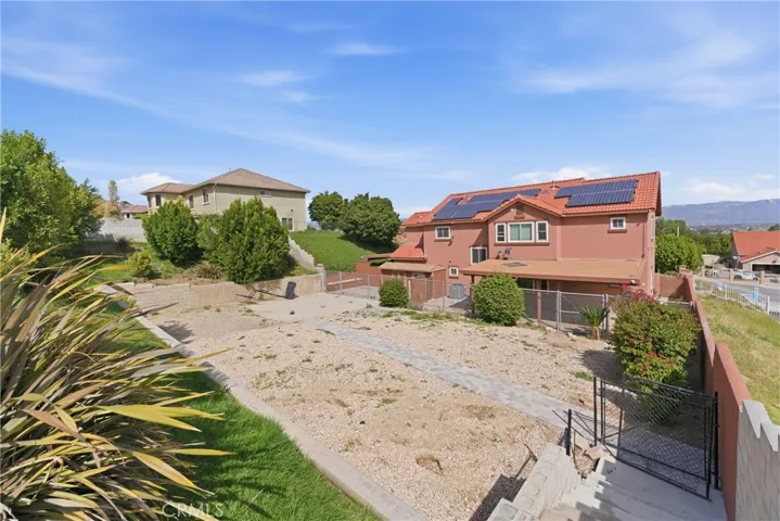 11970 Walnut St, Bloomington, California 92316