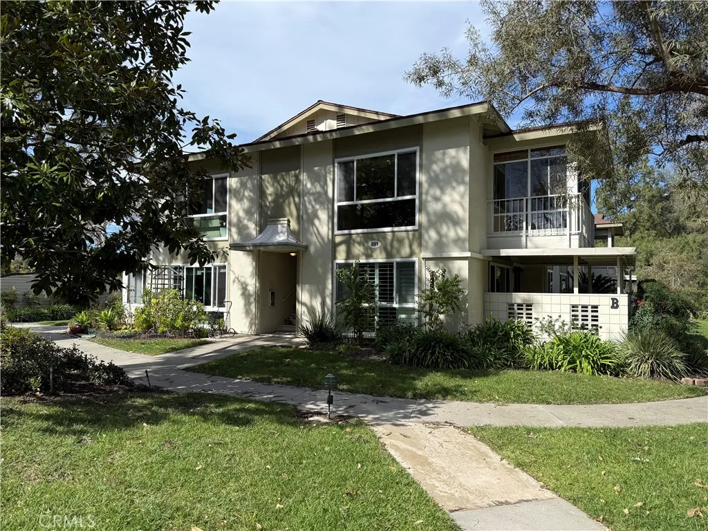 891 Ronda Sevilla O, Laguna Woods, California 92637 home-pic-1
