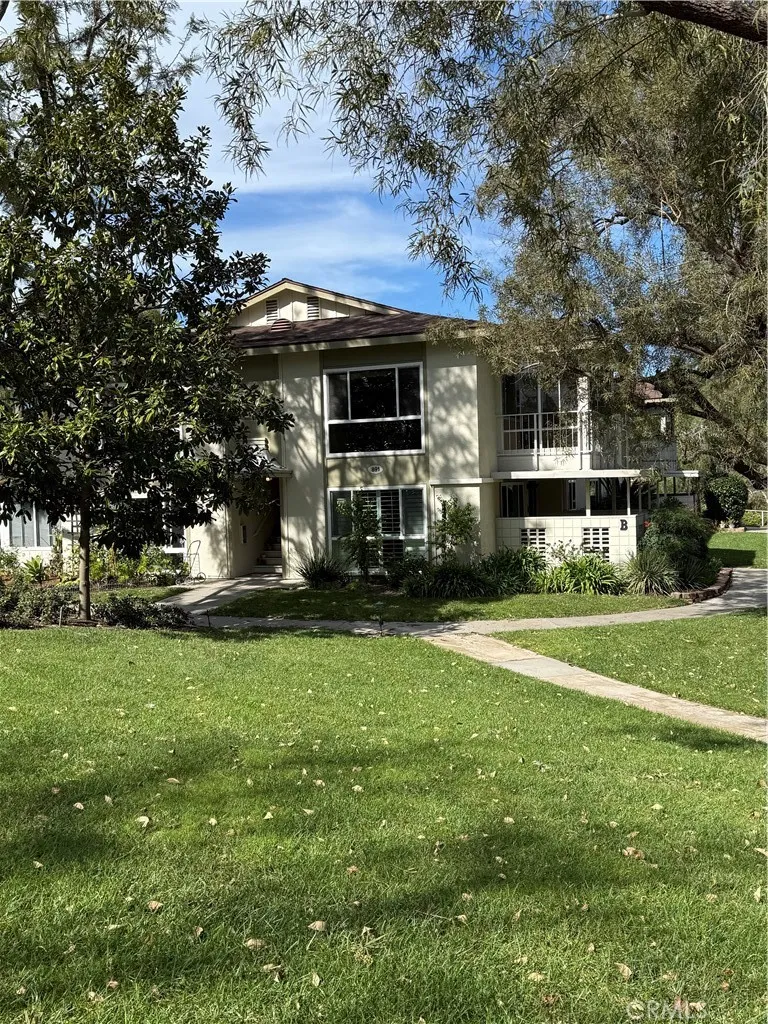 891 Ronda Sevilla O, Laguna Woods, California 92637 home-pic-2