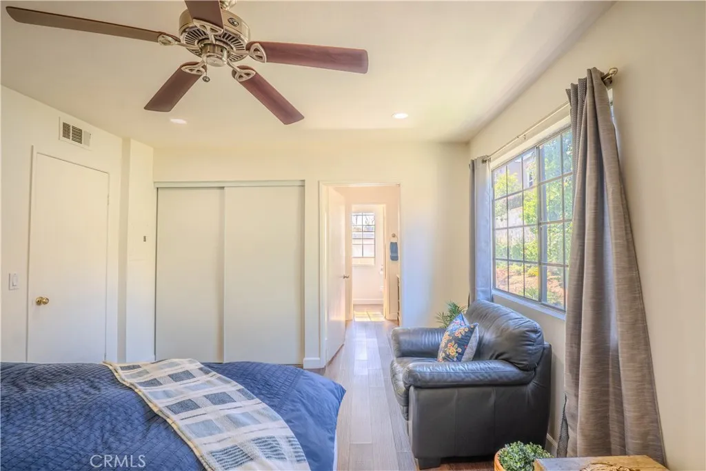 1903 Temple Avenue 228, Signal Hill, California 90755 home-pic-24