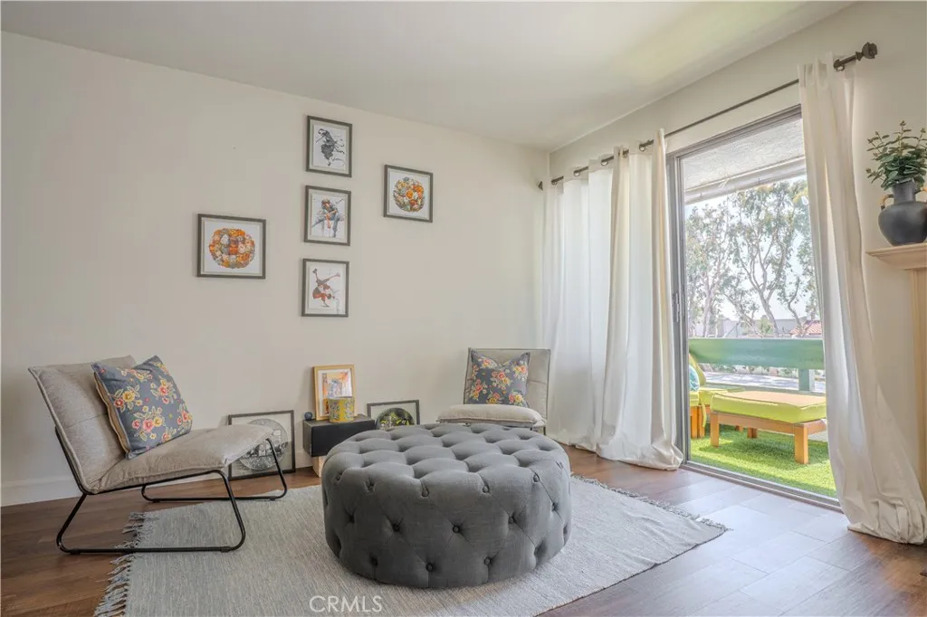 1903 Temple Avenue 228, Signal Hill, California 90755 home-pic-3