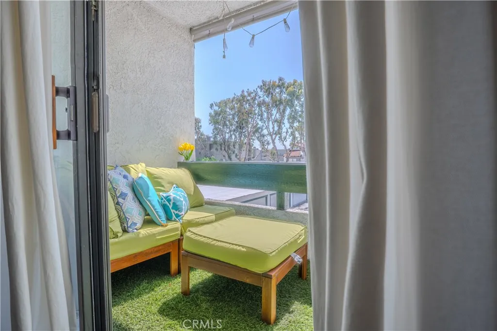 1903 Temple Avenue 228, Signal Hill, California 90755 home-pic-5