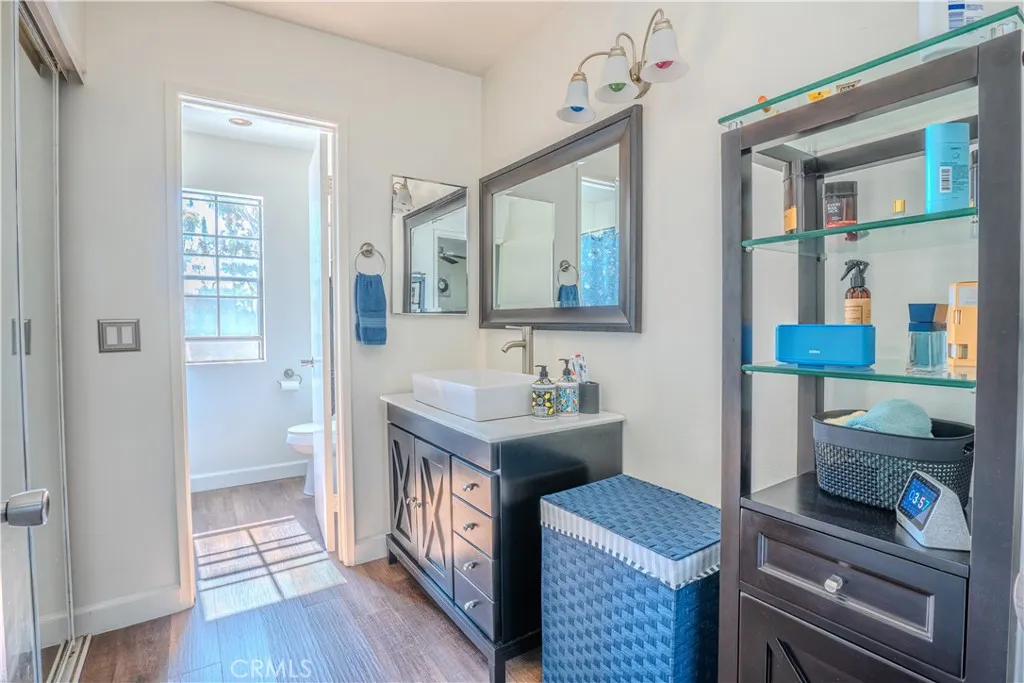 1903 Temple Avenue 228, Signal Hill, California 90755 home-pic-28