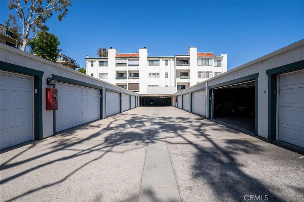 1903 Temple Avenue 228, Signal Hill, California 90755 home-pic-32
