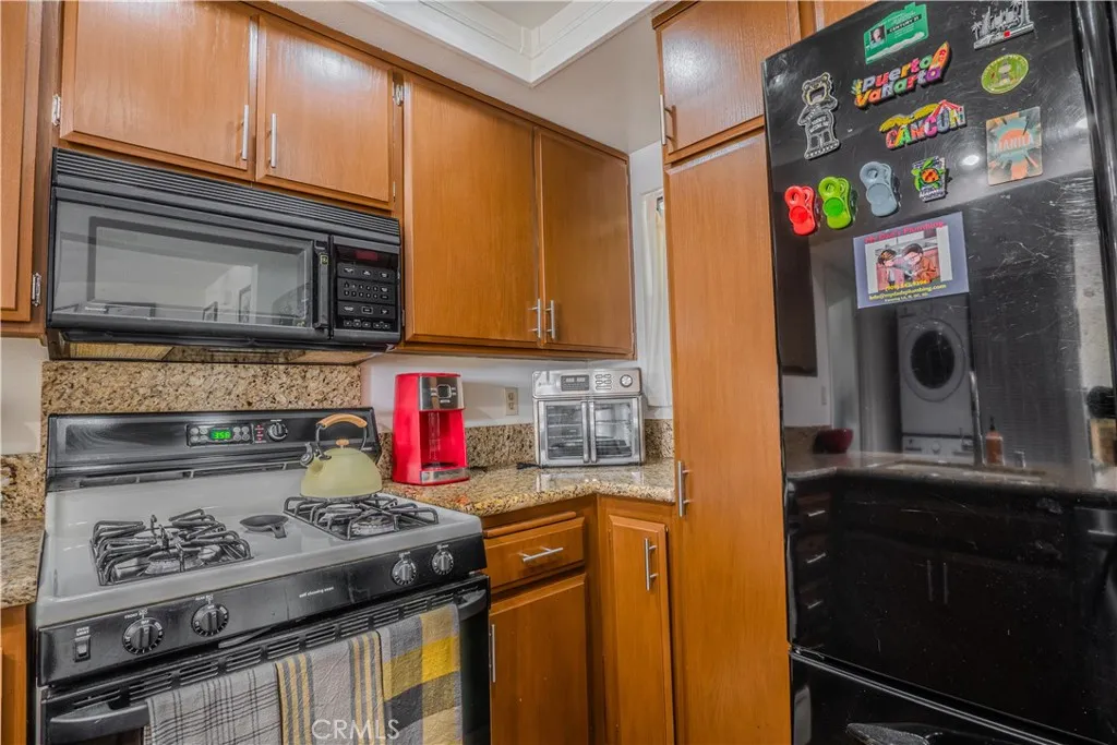 1903 Temple Avenue 228, Signal Hill, California 90755 home-pic-22
