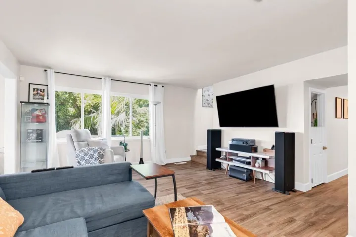 722 Gleneagle Avenue, Hayward, California 94544