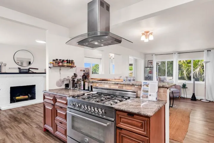 722 Gleneagle Avenue, Hayward, California 94544