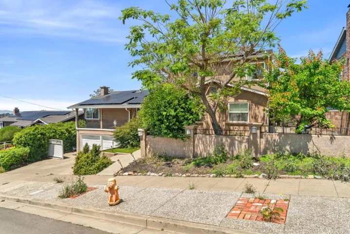 722 Gleneagle Avenue, Hayward, California 94544