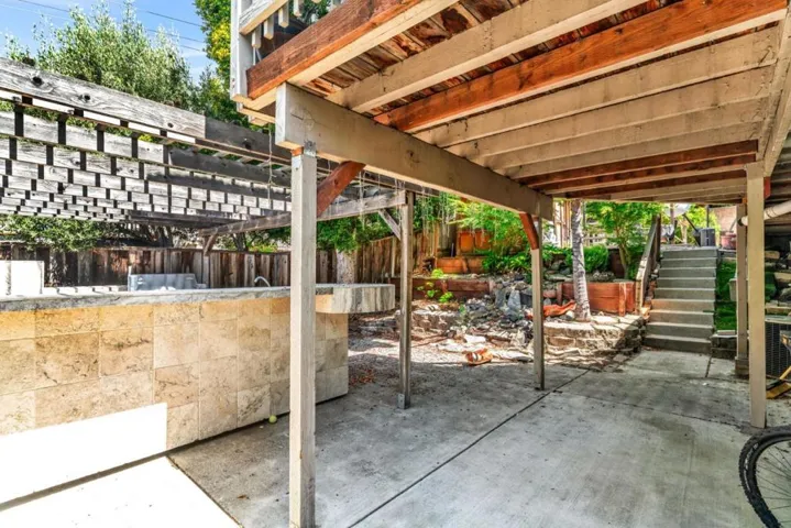 722 Gleneagle Avenue, Hayward, California 94544