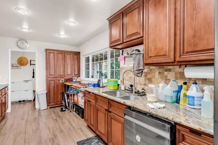 722 Gleneagle Avenue, Hayward, California 94544