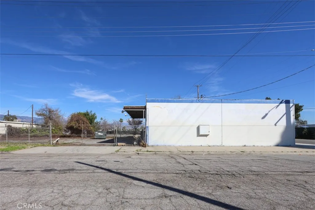 444 Oak Street, San Bernardino, California 92401 — photo 5