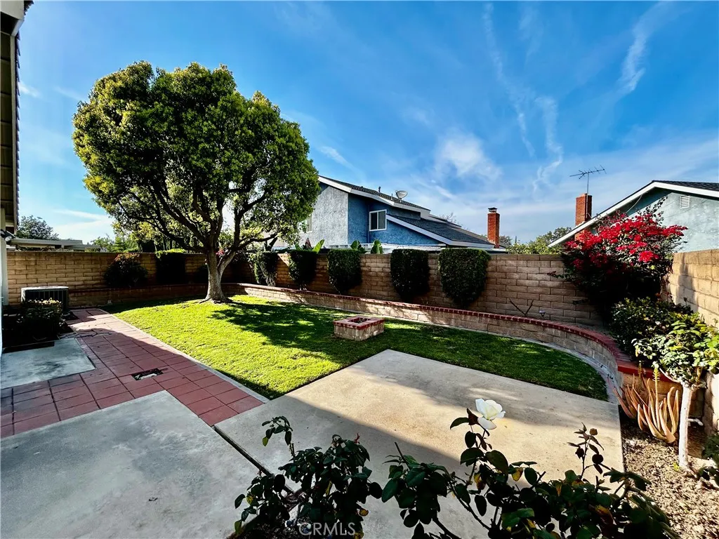 5941 E Camino Correr, Anaheim, California 92807 home-pic-18