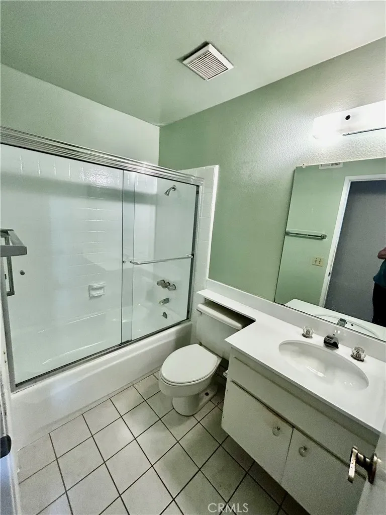 5941 E Camino Correr, Anaheim, California 92807 home-pic-11