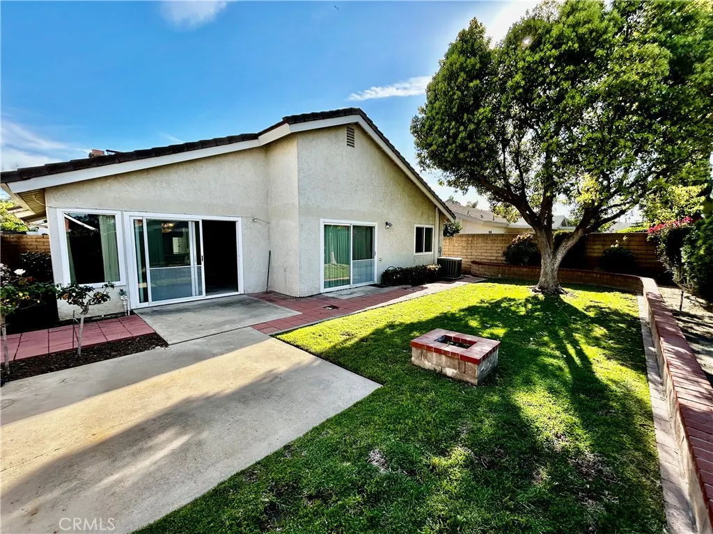 5941 E Camino Correr, Anaheim, California 92807 home-pic-20