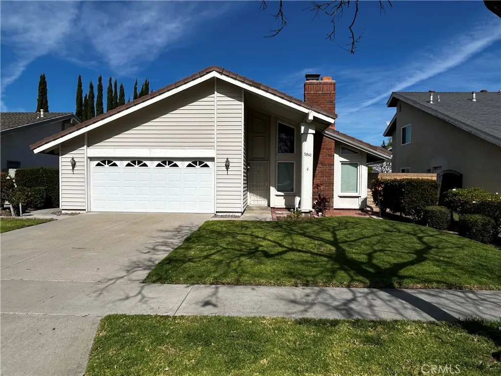 5941 E Camino Correr, Anaheim, California 92807 home-pic-2
