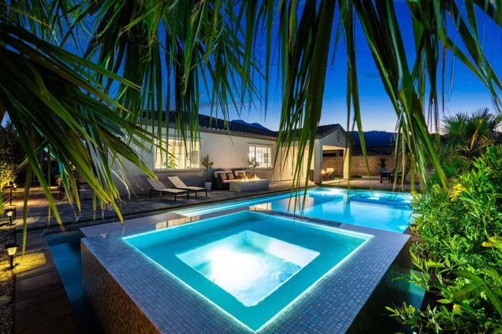 80362 Segovia 26 Pool and Mountain​​‌​​​​‌​​‌‌​​‌​​​‌‌​​​‌​​‌‌​​‌‌​​‌‌​​​​ Views