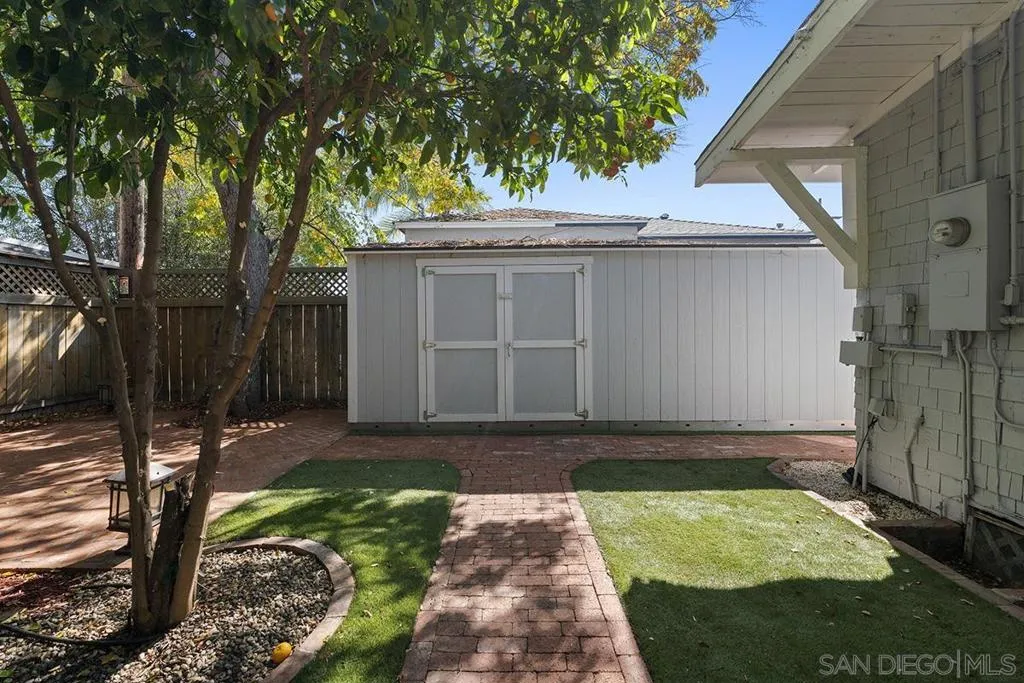 3725 Crane Pl, San Diego, California 92103 home-pic-42