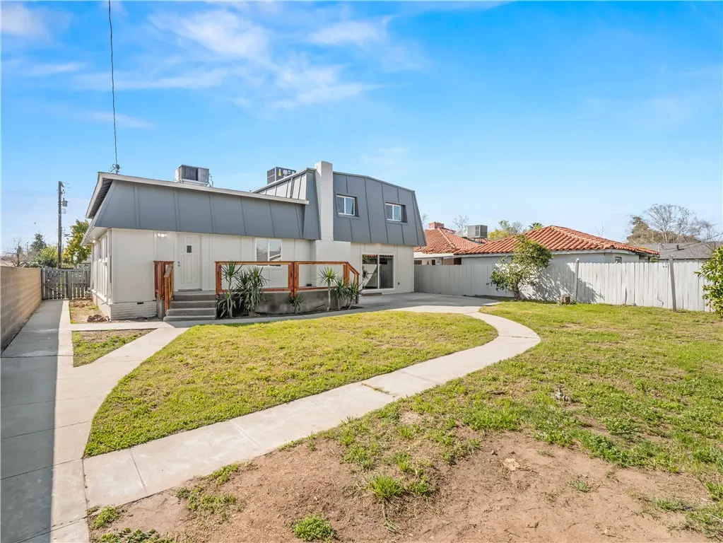 4785 E Washington, Fresno, California 93702 home-pic-43