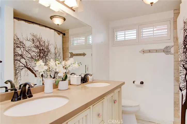 11445 Orange Park Boulevard, Orange, California 92869