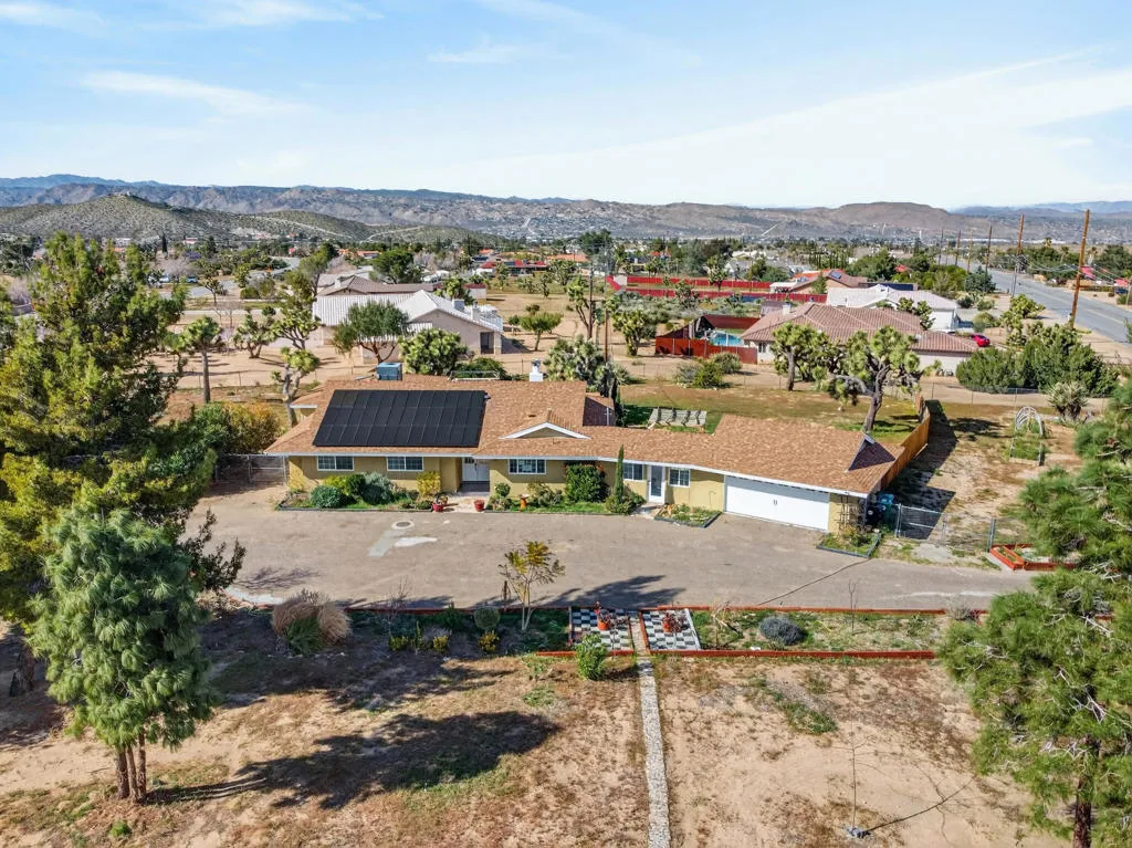 58476 Joshua Lane, Yucca Valley, California 92284 home-pic-38