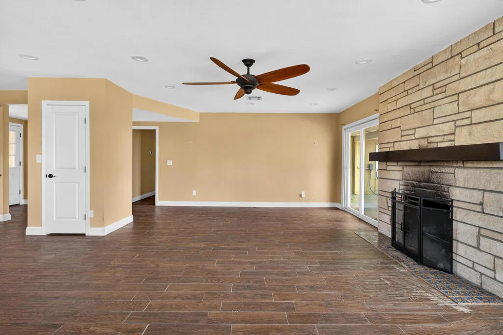 58476 Joshua Lane, Yucca Valley, California 92284 home-pic-13