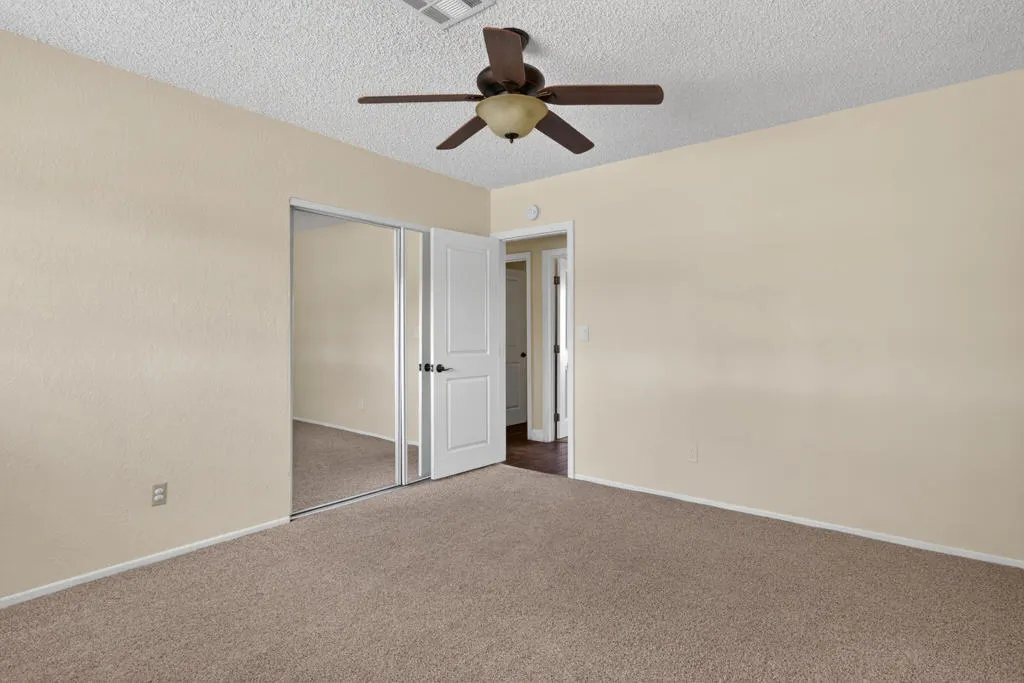 58476 Joshua Lane, Yucca Valley, California 92284 home-pic-26