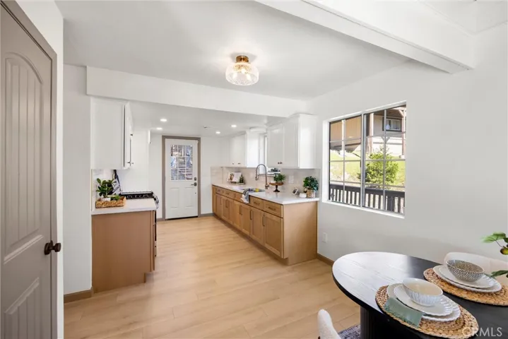 1113 N Grass Valley, Lake Arrowhead, California 92352