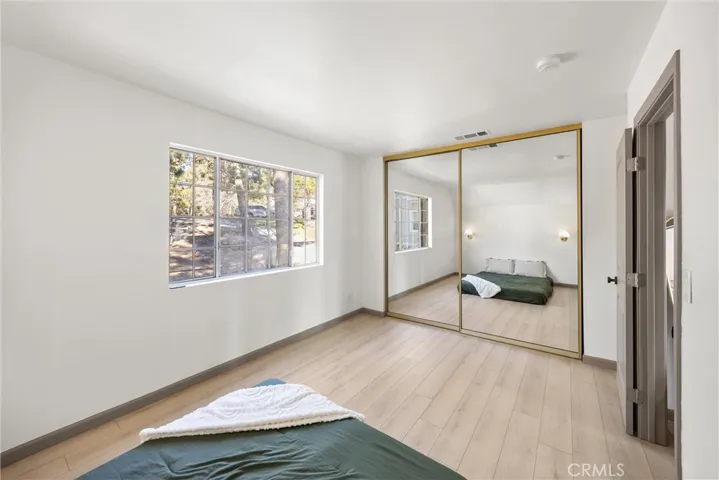 1113 N Grass Valley, Lake Arrowhead, California 92352