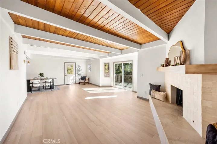 1113 N Grass Valley, Lake Arrowhead, California 92352