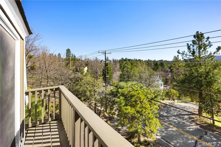 1113 N Grass Valley, Lake Arrowhead, California 92352