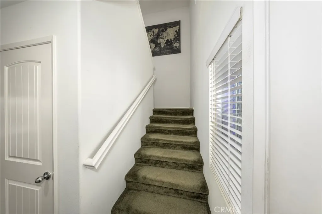 1180 Vista Montana, San Jacinto, California 92582 home-pic-12