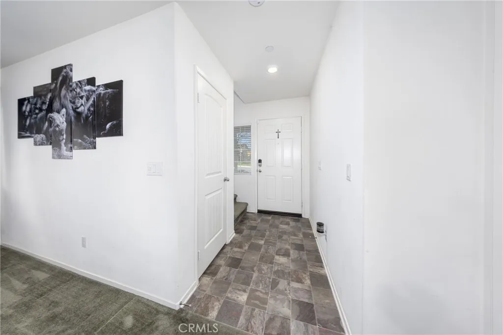 1180 Vista Montana, San Jacinto, California 92582 home-pic-11