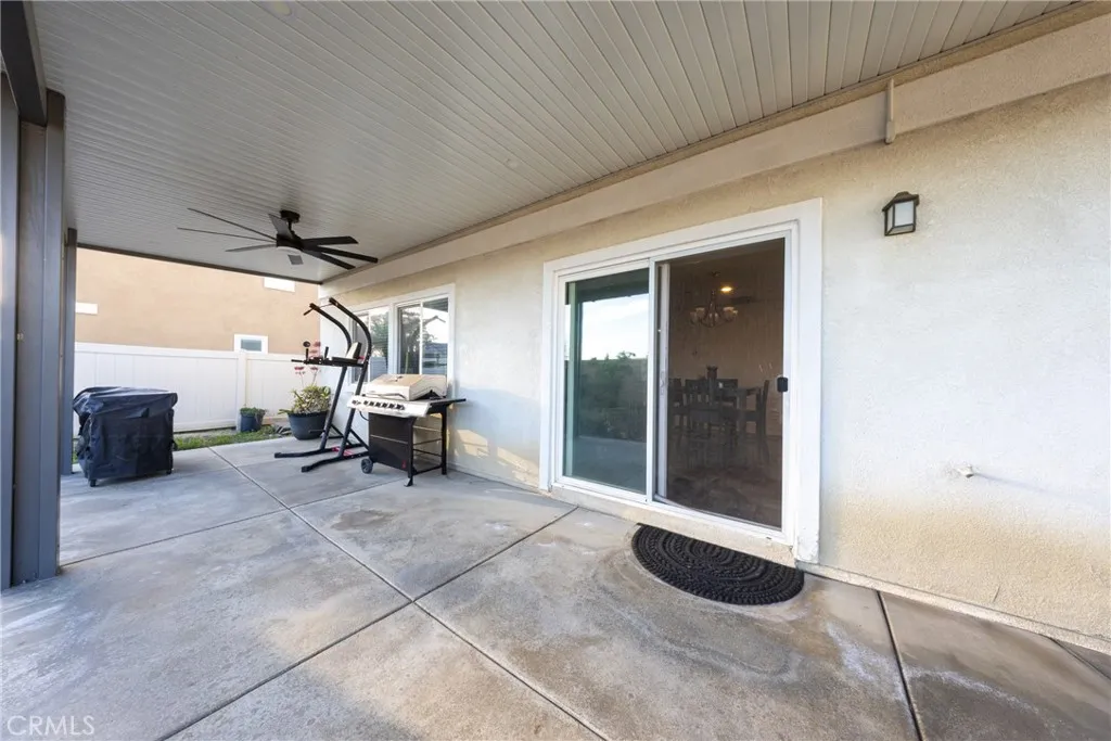 1180 Vista Montana, San Jacinto, California 92582 home-pic-19