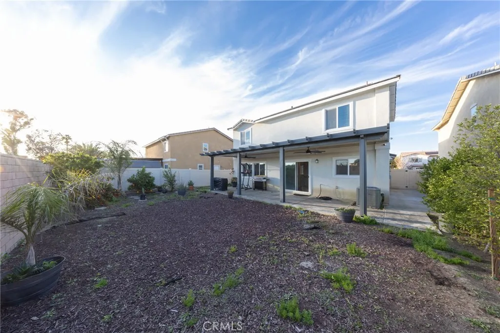 1180 Vista Montana, San Jacinto, California 92582 home-pic-3
