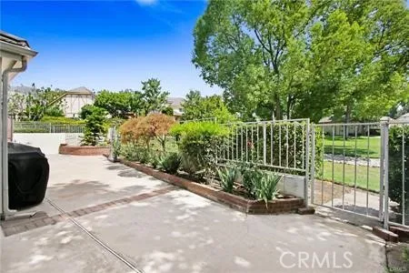 2166 Malati Circle, Upland, California 91784 home-pic-29