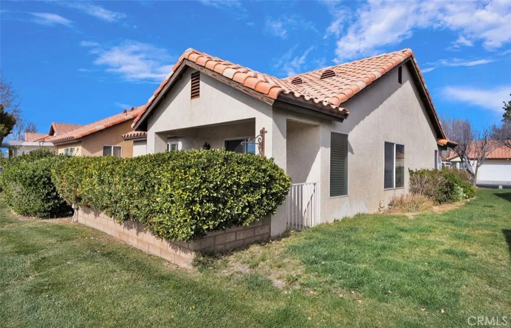 11566 Oak, Apple Valley, California 92308 home-pic-16