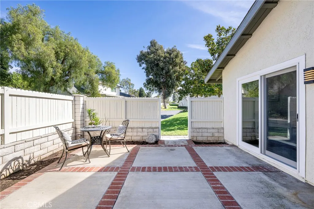 6782 Willow Wick Court, Yorba Linda, California 92886 home-pic-45