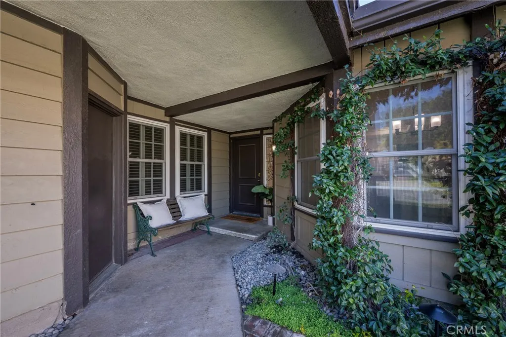 21182 Via Este, Yorba Linda, California 92887 home-pic-2