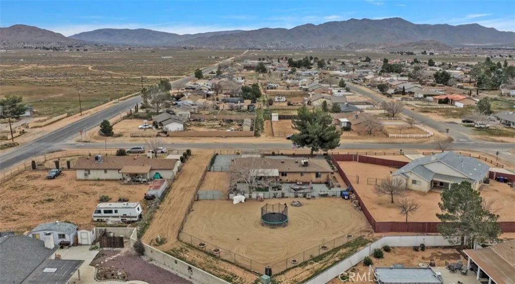 15268 Nanticoke, Apple Valley, California 92307 home-pic-25