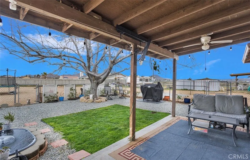 15268 Nanticoke, Apple Valley, California 92307 home-pic-15