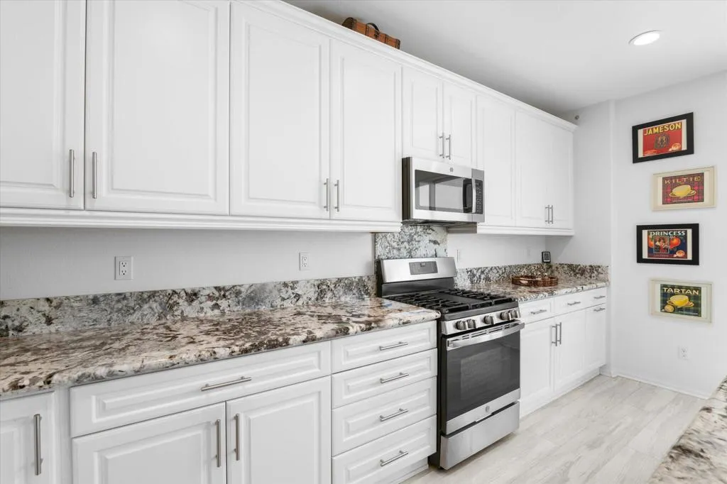 29102 Crabapple, Lake Elsinore, California 92530 home-pic-22