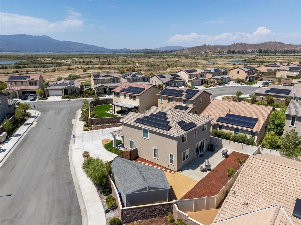 29102 Crabapple, Lake Elsinore, California 92530 home-pic-65
