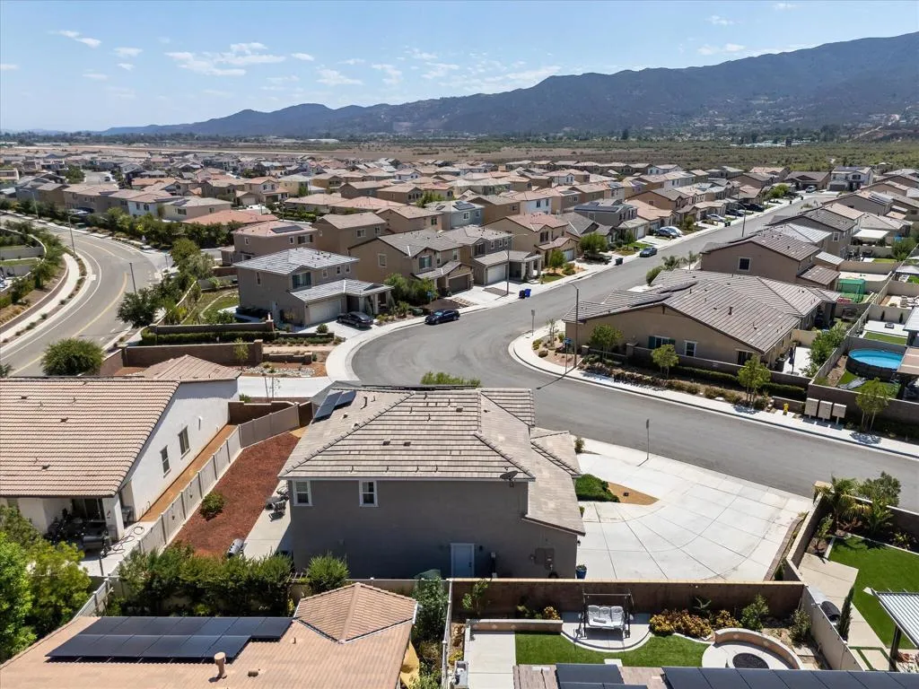 29102 Crabapple, Lake Elsinore, California 92530 home-pic-68