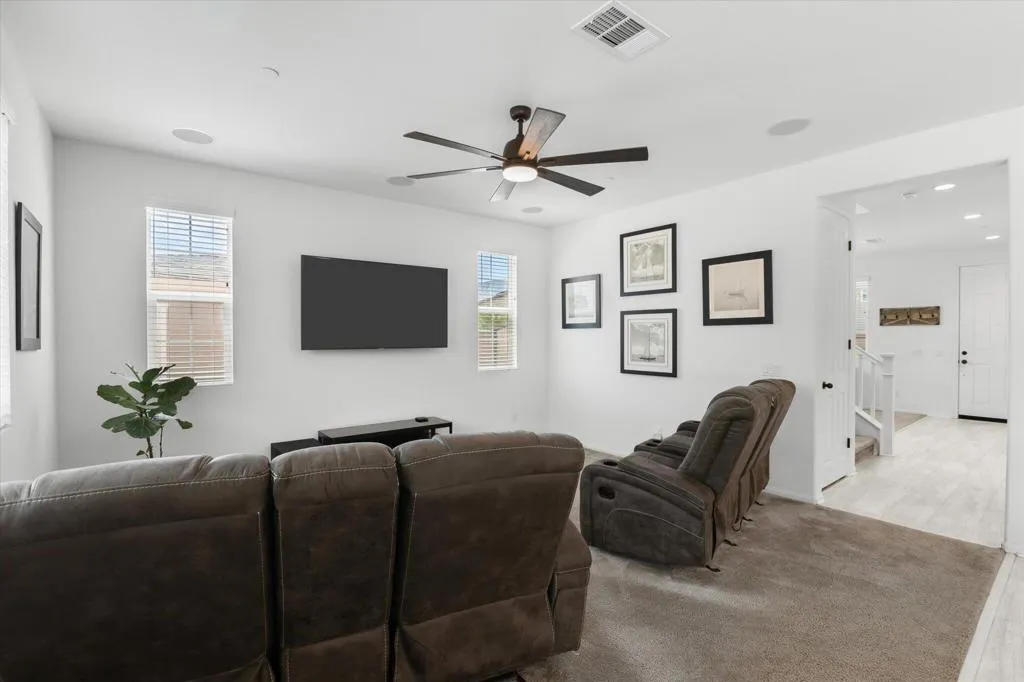 29102 Crabapple, Lake Elsinore, California 92530 home-pic-13